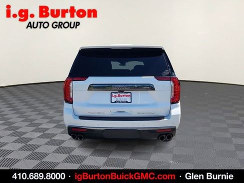 Used 2023 GMC Yukon XL Denali Ultimate AWD/4WD image 5