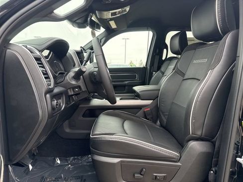 New 2026 RAM 2500 Laramie AWD/4WD image 24