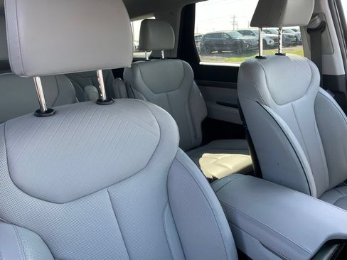Used 2025 Hyundai Palisade SEL AWD/4WD image 12