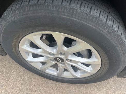 Used 2020 Chevrolet Equinox LT image 10