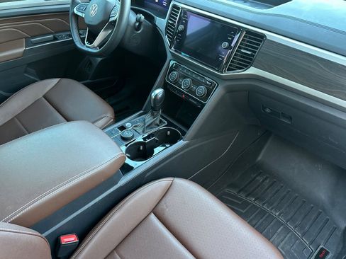 Used 2022 Volkswagen Atlas SE image 19