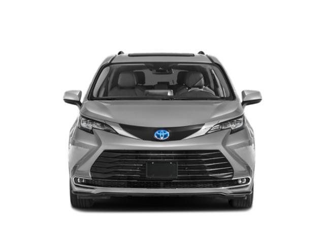Used 2024 Toyota Sienna XLE FWD image 4