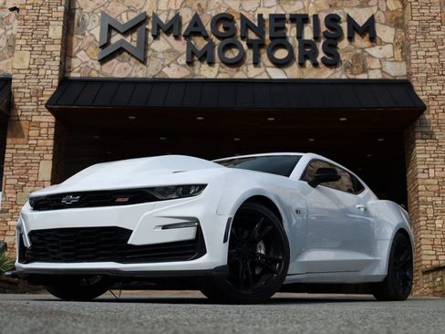 Used 2021 Chevrolet Camaro SS image 1
