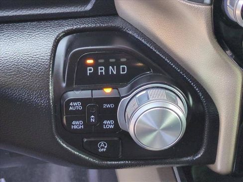 Used 2022 RAM 1500 Laramie AWD/4WD image 12