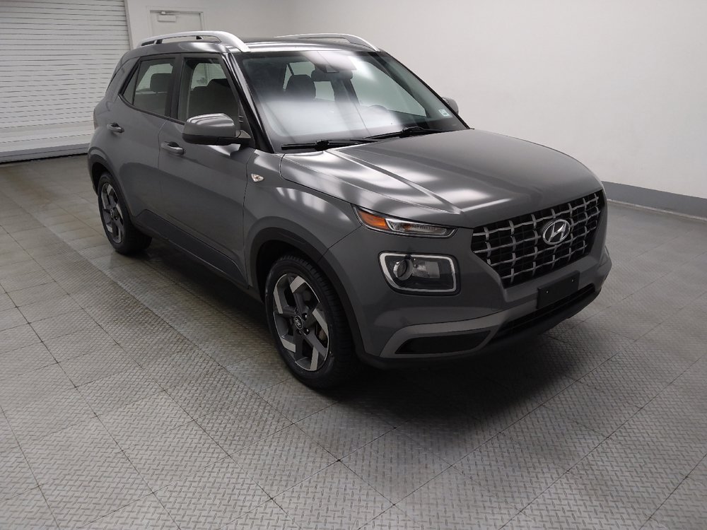 Used 2021 Hyundai Venue SEL FWD image 13