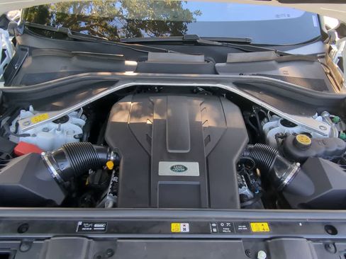 Certified 2023 Land Rover Range Rover Long Wheelbase Autobiography image 14