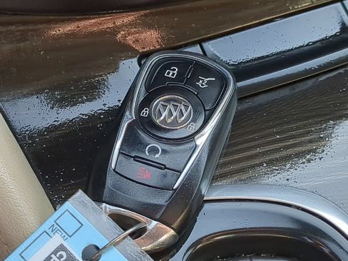 Used 2019 Buick Envision Essence AWD/4WD image 37