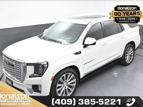 Used 2023 GMC Yukon Denali w/ Denali Reserve Package RWD image 21