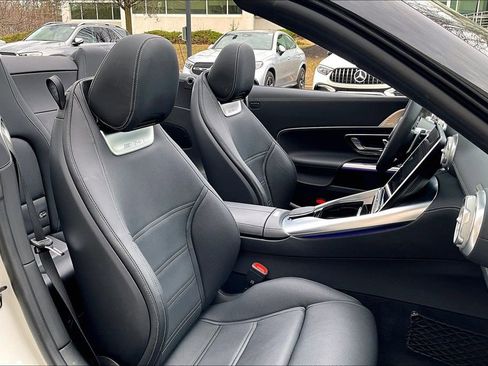 Certified 2022 Mercedes-Benz SL 55 AMG 4MATIC image 7