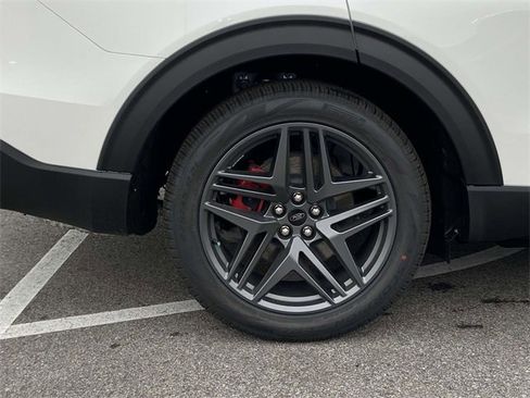 New 2025 Ford Explorer ST-Line w/ Premium Package image 7