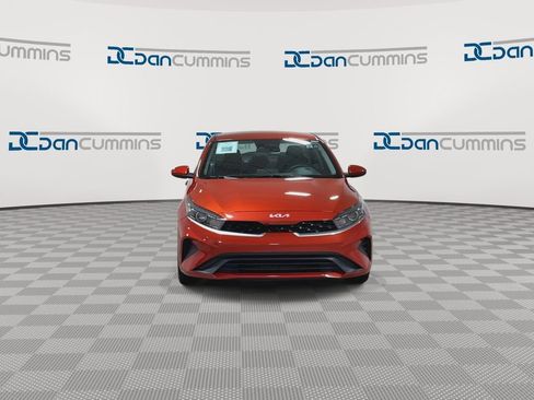 Used 2022 Kia Forte LXS image 3