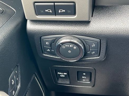 Used 2019 Ford F150 Lariat AWD/4WD image 36
