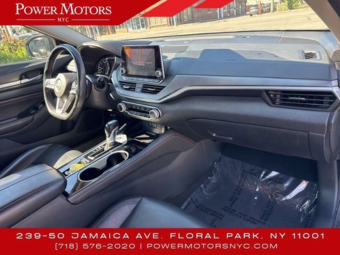 Used 2023 Nissan Altima 2.5 SR image 15