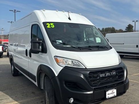 Used 2025 RAM ProMaster 2500 w/ Convenience Group FWD image 1