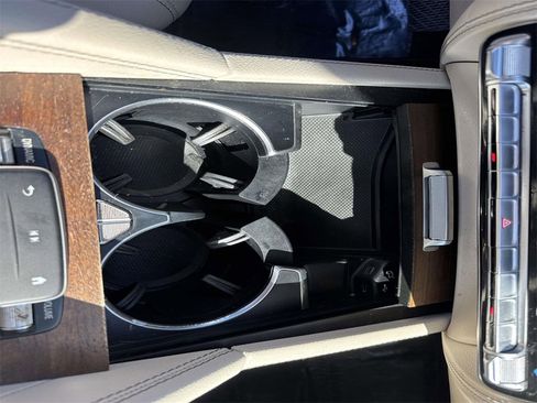 Used 2022 Mercedes-Benz GLE 350 image 48