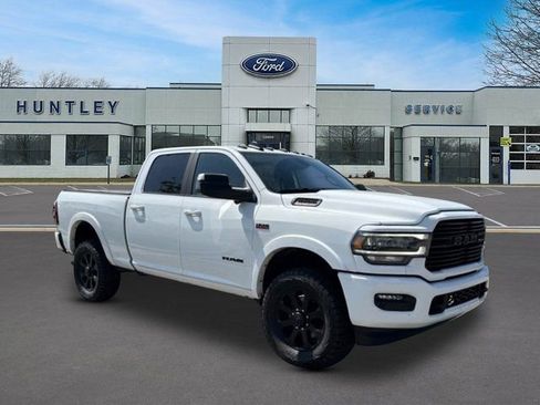 Used 2022 RAM 2500 Laramie AWD/4WD image 2