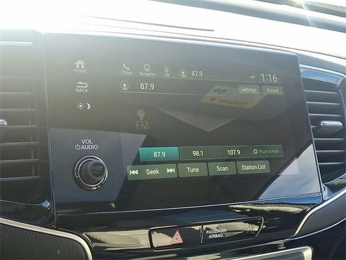 Certified 2021 Honda Pilot Touring image 20