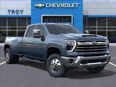 New 2026 Chevrolet Silverado 3500 LTZ w/ LTZ Plus Package AWD/4WD image 7