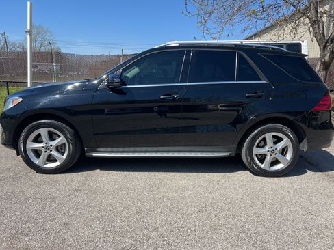 Used 2019 Mercedes-Benz GLE 400 4MATIC image 9
