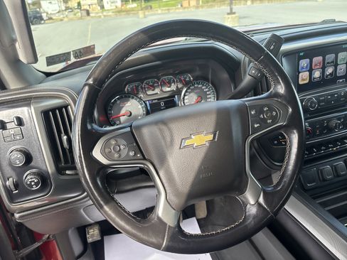 Used 2019 Chevrolet Silverado 2500 LTZ w/ Duramax Plus Package AWD/4WD image 17