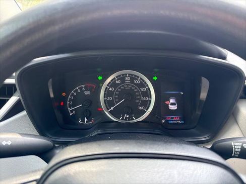 Used 2022 Toyota Corolla LE FWD image 26