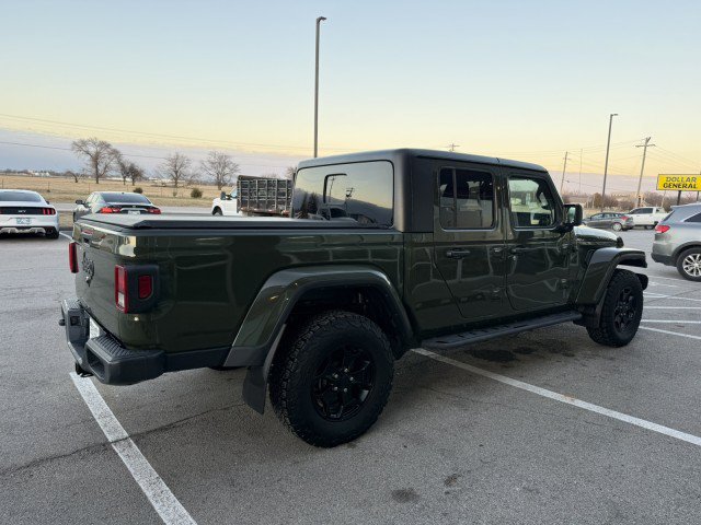 Used 2021 Jeep Gladiator Sport AWD/4WD image 2
