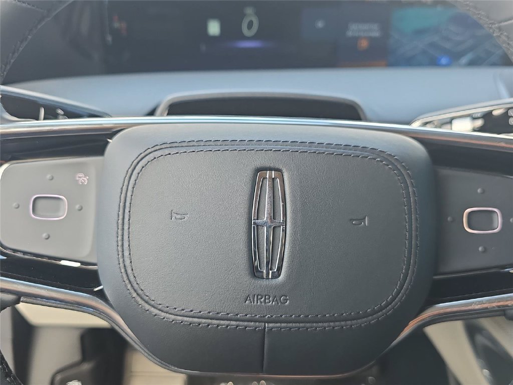 New 2026 Lincoln Nautilus Premier AWD/4WD image 21