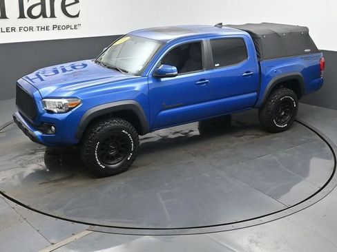 Used 2016 Toyota Tacoma TRD Off-Road image 42