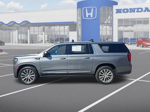 Used 2022 GMC Yukon XL Denali image 5