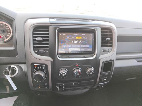 Used 2014 RAM 1500 Express image 20