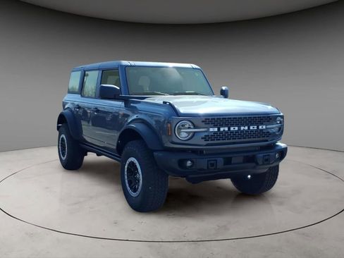 New 2026 Ford Bronco Badlands image 14