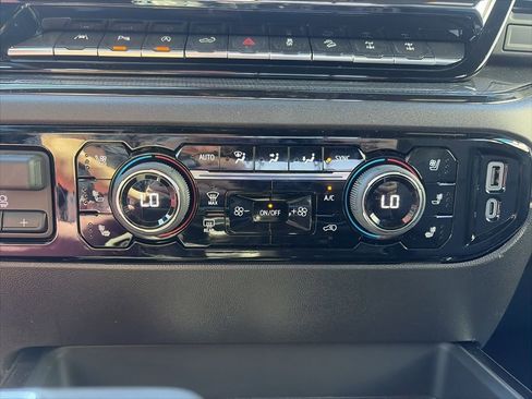 Used 2025 Chevrolet Silverado 1500 ZR2 w/ Technology Package image 20