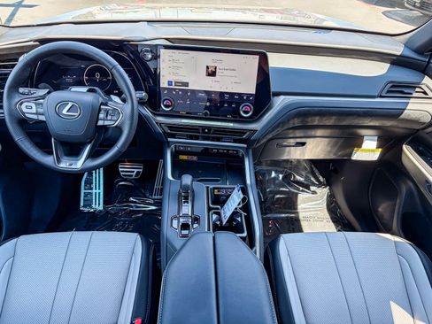 New 2026 Lexus TX 500h AWD image 13