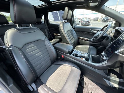 Used 2024 Ford Edge ST-Line AWD/4WD image 25