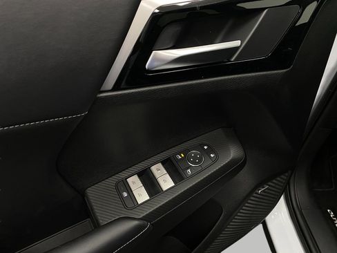 New 2026 Mitsubishi Outlander LE AWD/4WD image 30