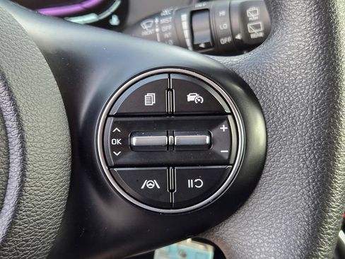 Used 2024 Kia Soul LX w/ Option Group 015 FWD image 21