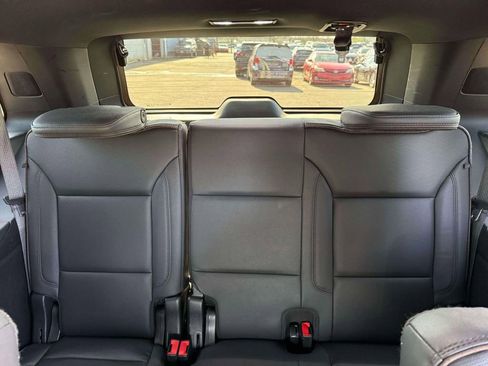 Used 2023 Chevrolet Tahoe High Country AWD/4WD image 15