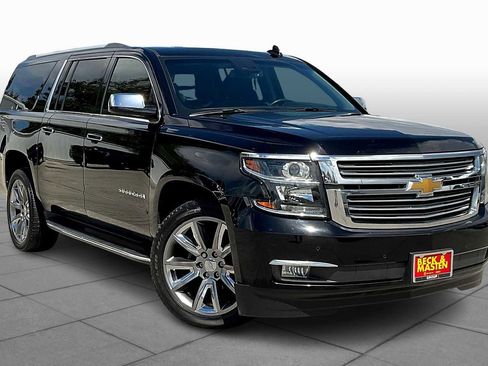 Used 2019 Chevrolet Suburban Premier image 2