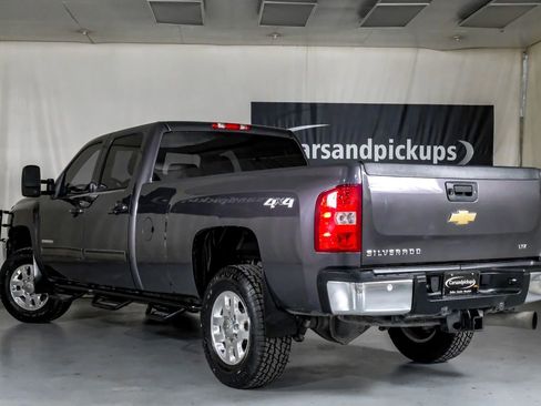 Used 2011 Chevrolet Silverado 3500 LTZ w/ LTZ Plus Package image 9