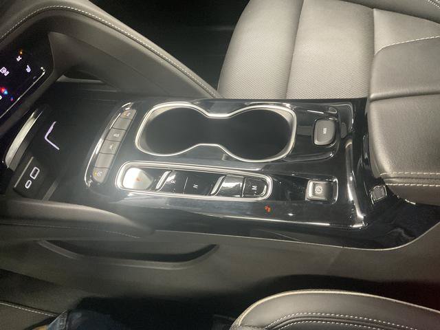 Used 2023 Buick Envision Essence FWD image 23