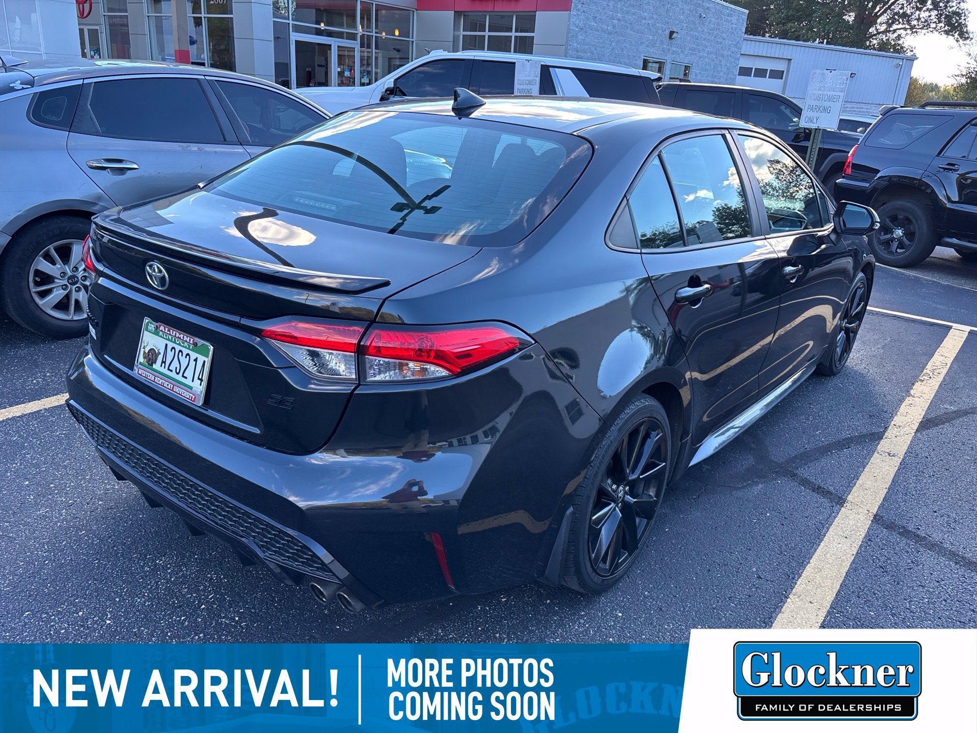 Used 2021 Toyota Corolla SE w/ Carpet Mat Package (TMS) FWD image 4