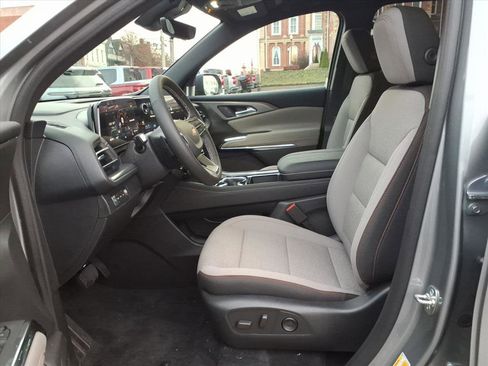 New 2026 Chevrolet Traverse LT w/ Driver Confidence Package image 5