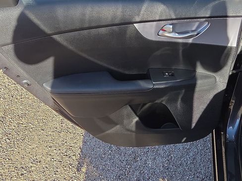 Used 2024 Kia Forte LXS image 21