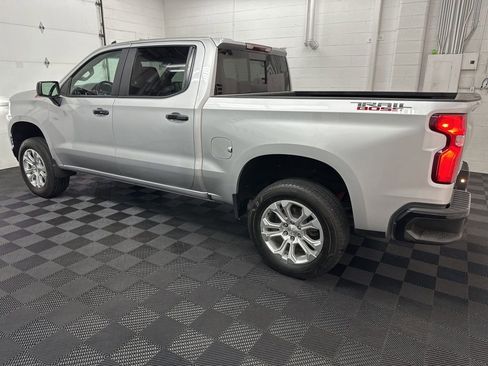 Used 2021 Chevrolet Silverado 1500 LT Trail Boss w/ Convenience Package II AWD/4WD image 6