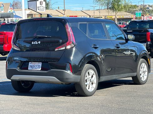 Used 2024 Kia Soul LX w/ Option Group 015 image 5