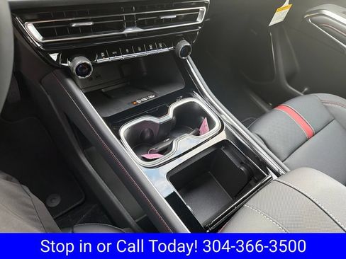 New 2026 Chevrolet Traverse RS AWD/4WD image 20