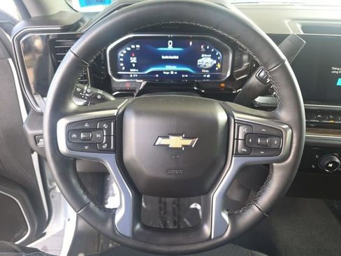 Used 2024 Chevrolet Silverado 1500 LT image 26