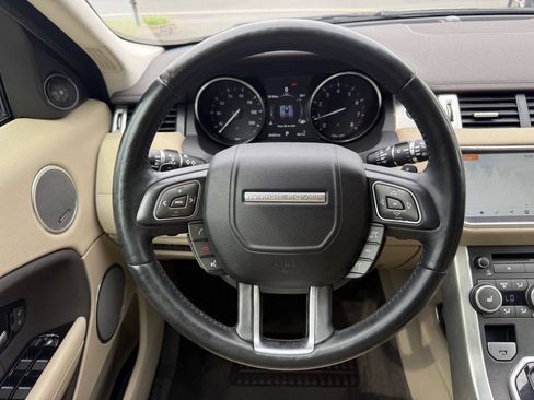 Used 2017 Land Rover Range Rover Evoque SE Premium AWD/4WD image 18