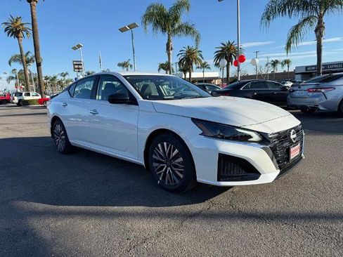 New 2025 Nissan Altima 2.5 SV image 1