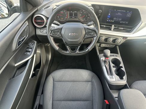 Used 2024 Chevrolet Trax RS image 17